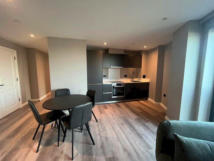 2 Bedroom Apartment To Rent In Springwell Gardens, Whitehall Road, Leeds, LS12