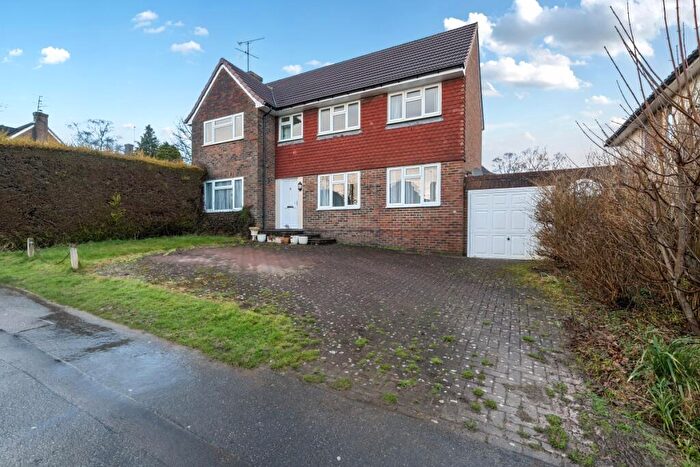 4 Bedroom Detached House To Rent In Harlands Road Haywards Heath, RH16