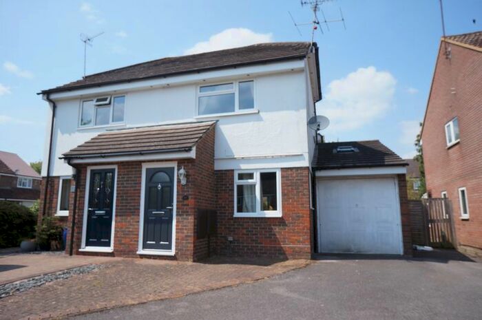 3 Bedroom Semi-Detached House To Rent In Gaskell Close, Holybourne, Alton, GU34