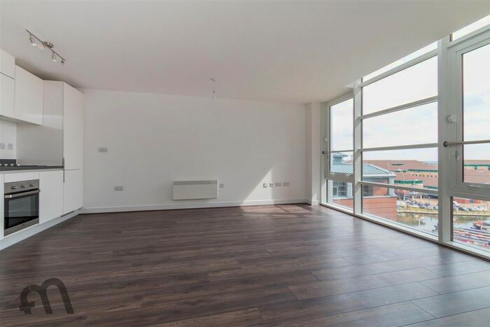 1 Bedroom Flat To Rent In The Landmark, Waterfront West, DY5