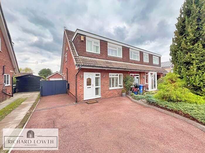 3 Bedroom Semi-Detached House For Sale In Bickerton Drive, Hazel Grove, SK7