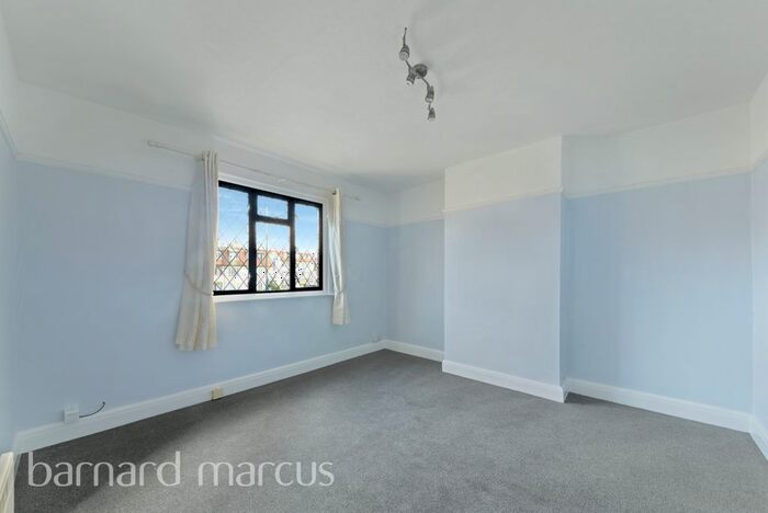 1 Bedroom Flat To Rent In The Homefield, London Road, Morden, SM4