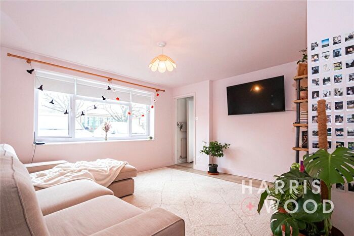 2 Bedroom Semi-Detached House For Sale In Notley Road, Braintree, Essex, CM7