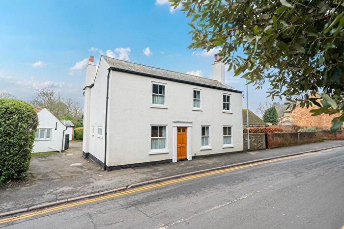 4 Bedroom Detached House For Sale In High Street, Brampton, PE28