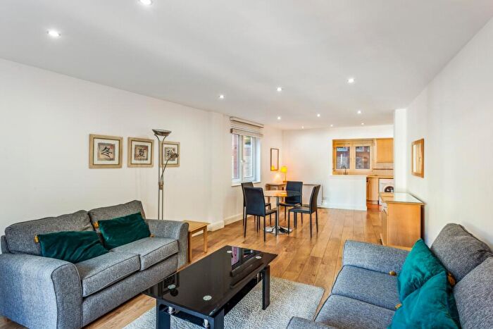 2 Bedroom Apartment To Rent In Bartholomew Close London, EC1A
