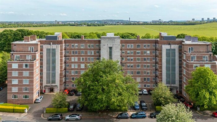 3 Bedroom Apartment To Rent In Moor Court, Westfield, NE3