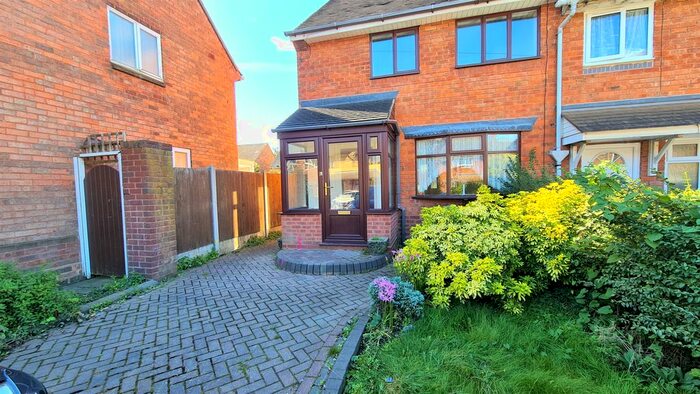 2 Bedroom Semi-Detached House To Rent In Abingdon Way, Walsall WS3