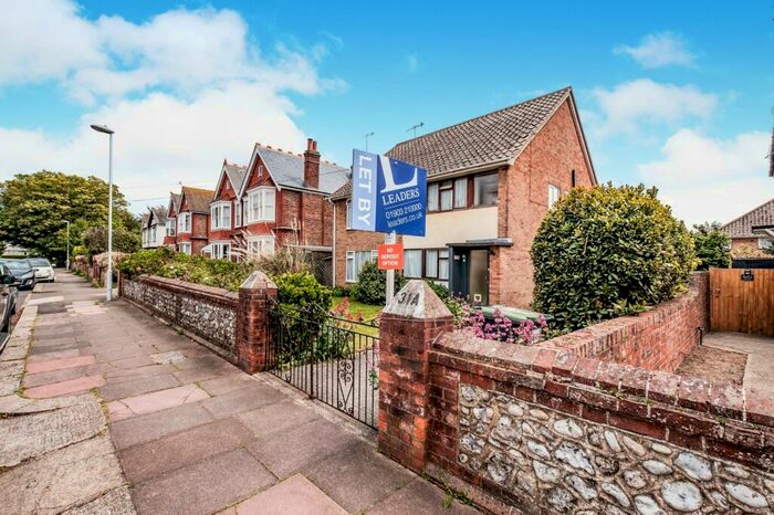 2 Bedroom Flat To Rent In St. Michaels Road, Worthing, BN11