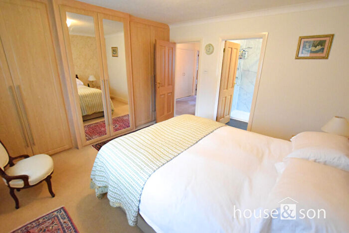 2 Bedroom Apartment For Sale In Wychwood Grange, Braidley Road, Meyrick Park, Bournemouth, BH2
