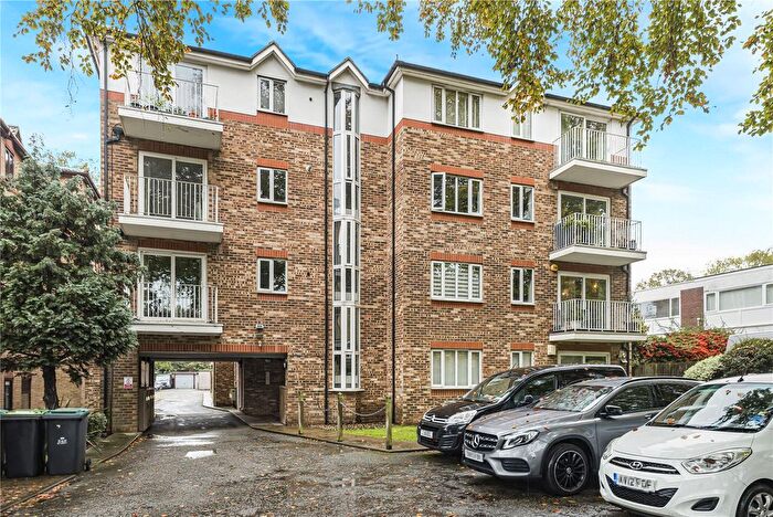 2 Bedroom Flat To Rent In The Avenue, Beckenham, BR3