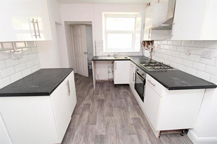 3 Bedroom House To Rent In Brynmair Road, Aberdare, CF44