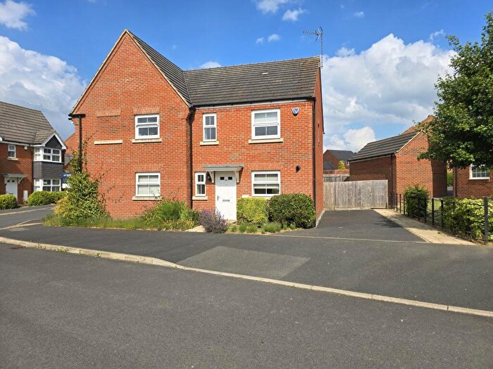 3 Bedroom Semi-Detached House For Sale In Manning Way, Long Buckby, NN6