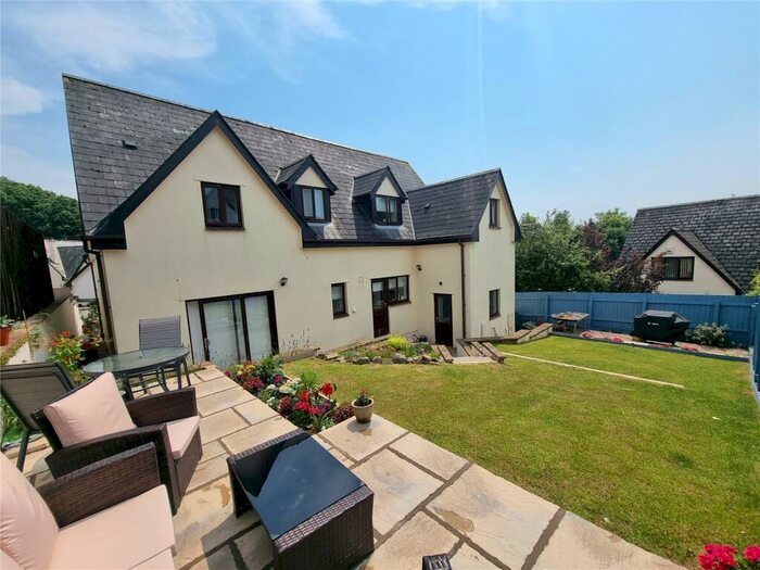 5 Bedroom Detached House For Sale In High Bickington, Umberleigh, EX37