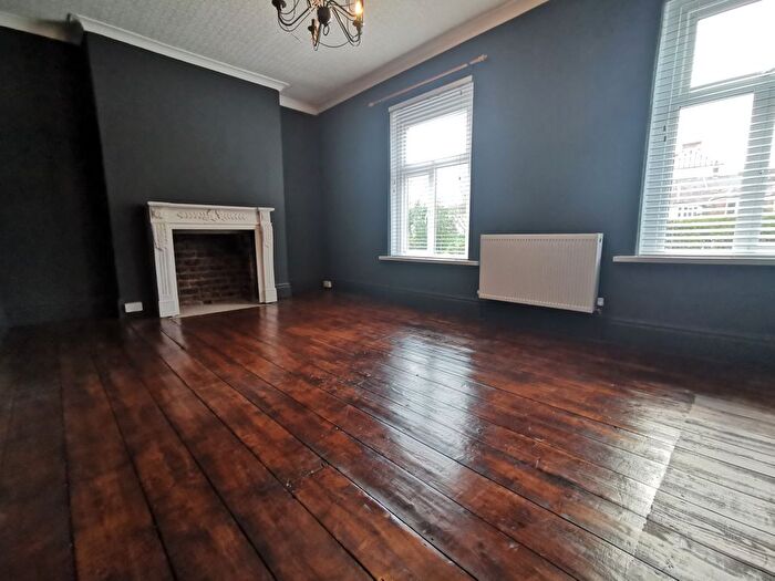 3 Bedroom Terraced House To Rent In Parc Wern Road, Swansea, SA2