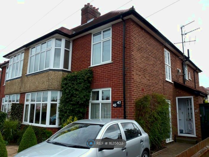 2 Bedroom Maisonette To Rent In Crescent Road, Felixstowe, IP11