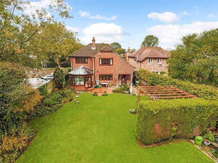 5 Bedroom Detached House For Sale In Kidmore Lane, Denmead, PO7