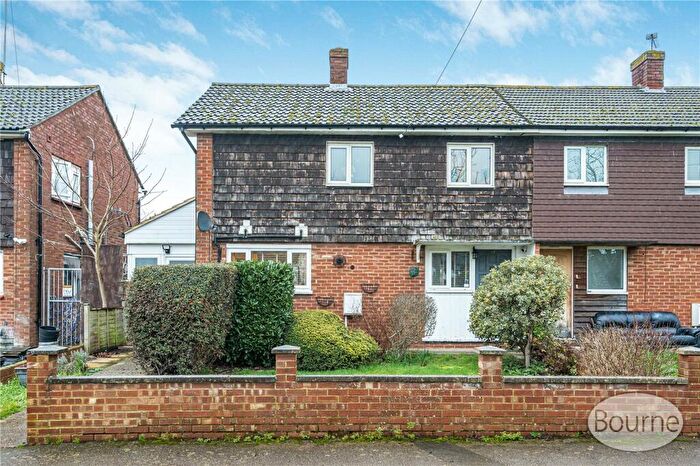 3 Bedroom End Of Terrace House For Sale In Woodlands Road, Guildford, Surrey, GU1