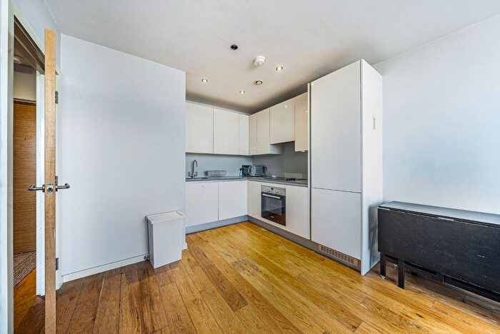 1 Bedroom Flat To Rent In Stafford Road, Croydon, Surrey, CR0