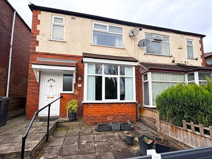3 Bedroom Semi Detached House For Sale In Cloister Street, Bolton, BL1