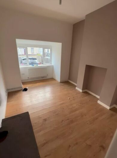 4 Bedroom Terraced House To Rent In Albert Road, Ilford, IG1