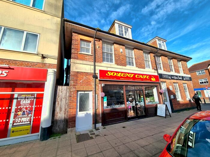 1 Bedroom Flat To Rent In Pier Street, Lee-On-The-Solent, PO13