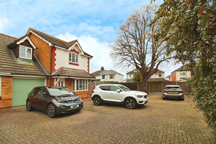 3 Bedroom Semi Detached House To Rent In Curie Close, Rugby, CV21