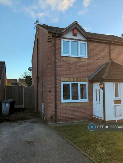 2 Bedroom Semi-Detached House To Rent In Spray Close, Colwick, Nottingham, NG4