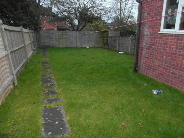 3 Bedroom Semi-Detached House To Rent In Hiliary Gardens, Stanmore HA7