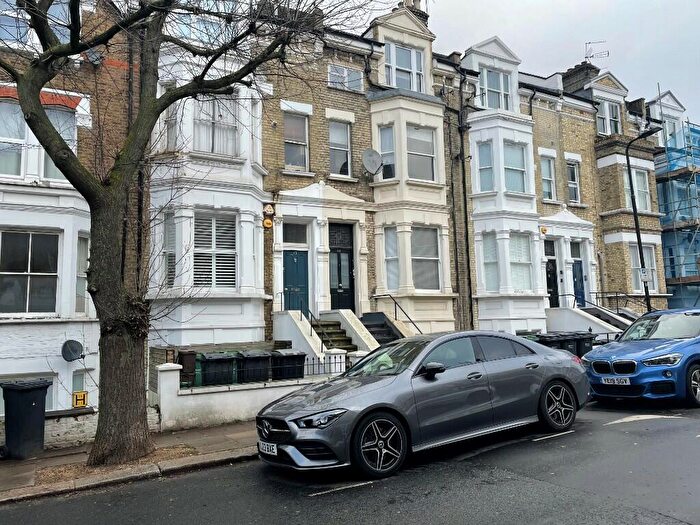 1 Bedroom Flat To Rent In Hemstal Road, London, NW6