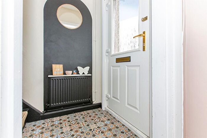 2 Bedroom Semi-Detached House For Sale In Burnell Close, Ringstead, Kettering, NN14
