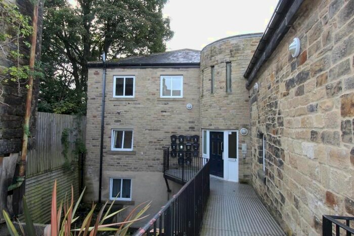 2 Bedroom Flat To Rent In The Old Sunday School, Dryden Street, Bingley, West Yorkshire BD16