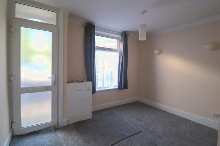 2 Bedroom Terraced House To Rent In Cuthbert Road, Portsmouth, PO1