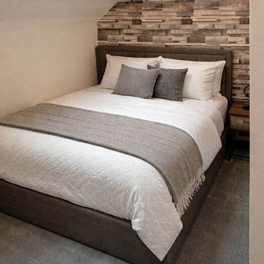 Studio To Rent In Studio, Shobnall Street, Burton-On-Trent, Staffordshire, DE14