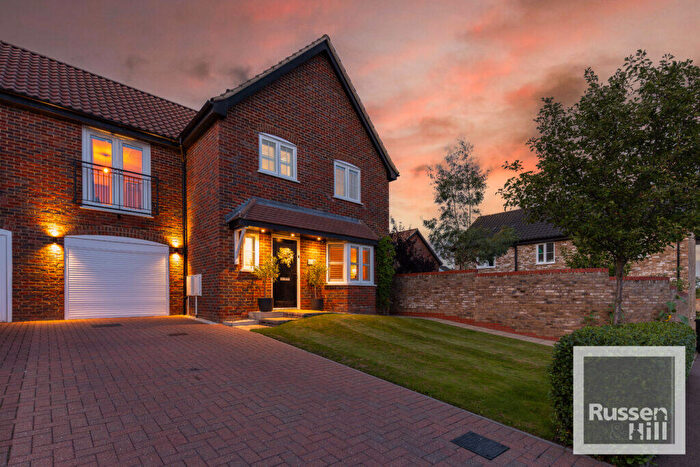 4 Bedroom Semi Detached House For Sale In Kost Road, Old Costessey, NR8