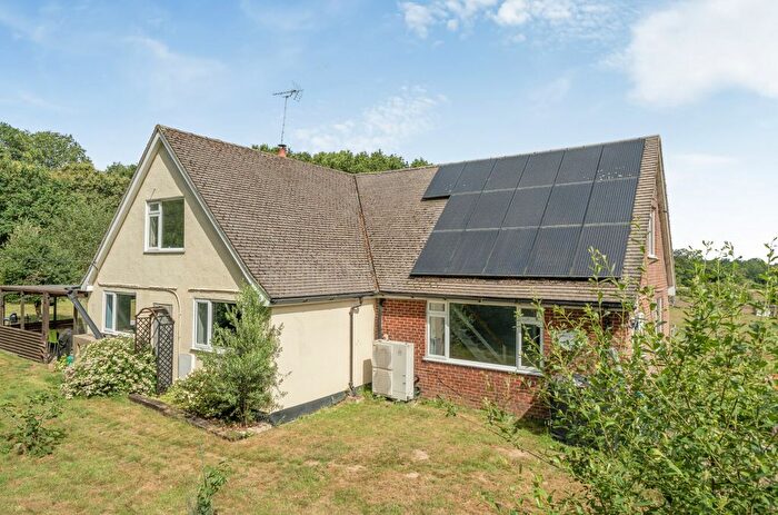 4 Bedroom Detached House For Sale In Doles Lane, Wokingham, Berkshire, RG41