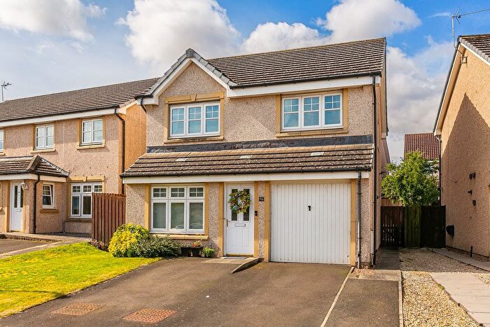 4 Bedroom Detached House For Sale In Clanranald Avenue, Prestonpans, EH32