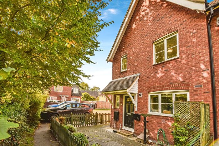 3 Bedroom End Of Terrace House For Sale In Cleveland Way, Westbury, BA13