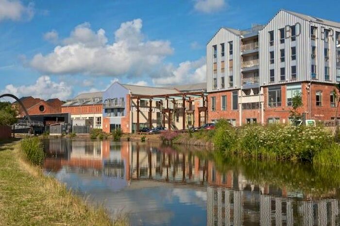 2 Bedroom Flat To Rent In Boiler House, Electric Wharf, Coventry, West Midlands, CV1