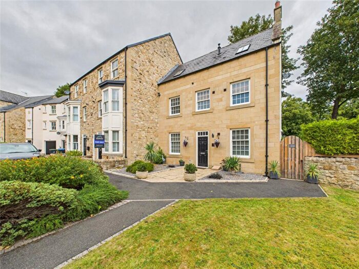 4 Bedroom End Of Terrace House For Sale In St. Annes Drive, Wolsingham, Bishop Auckland, Durham, DL13