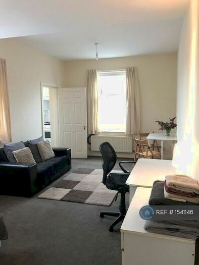 Studio To Rent In Ladybarn Lane, Manchester, M14