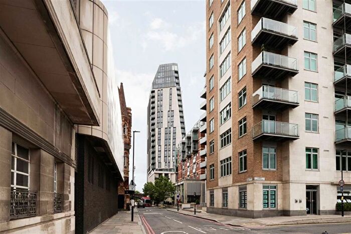 2 Bedroom Flat To Rent In Black Prince Road, Kennington, SE1
