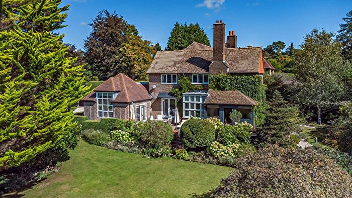 4 Bedroom Detached House For Sale In Weydown Road, Haslemere, Surrey, GU27