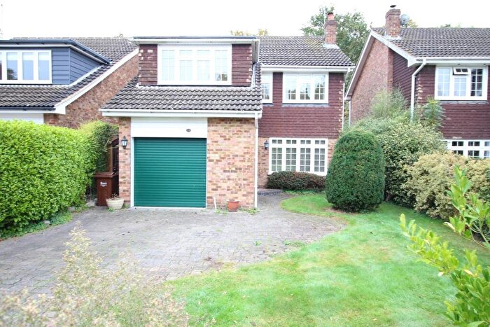 4 Bedroom Detached House To Rent In St. Andrews Place, Brentwood, Essex, CM15