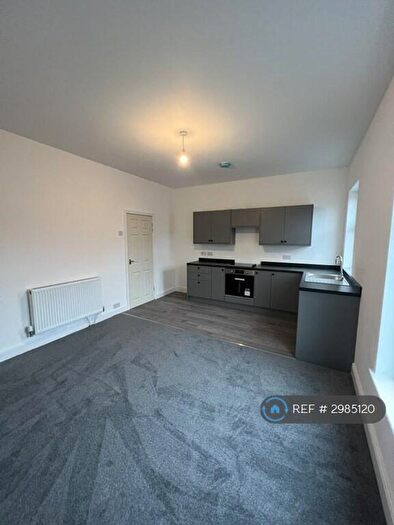 2 Bedroom Flat To Rent In Plungington Road, Fulwood, Preston, PR2