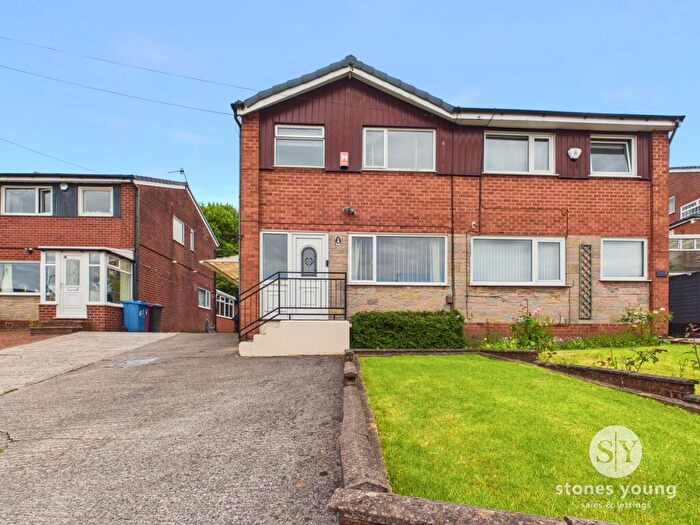 3 Bedroom Semi-Detached House For Sale In Ottershaw Gardens, Blackburn, BB1