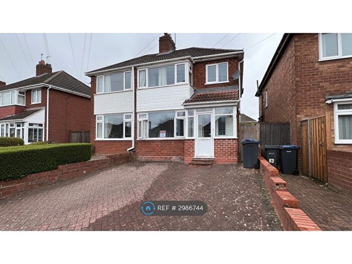 3 Bedroom Semi Detached House To Rent In Ryde Park Road, Birmingham, B45