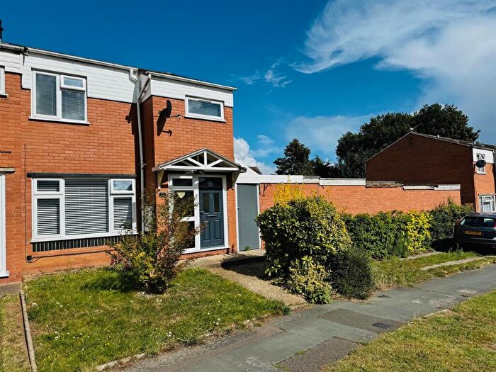 3 Bedroom End Of Terrace House For Sale In Neath Drive, Ipswich, IP2