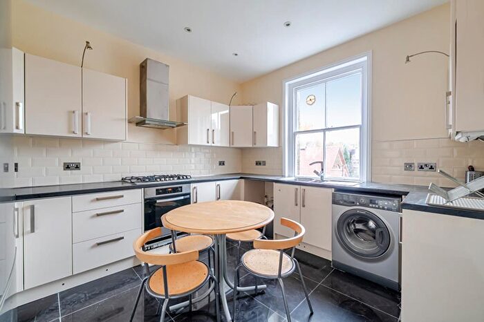 4 Bedroom Flat To Rent In Allitsen Road, London, NW8