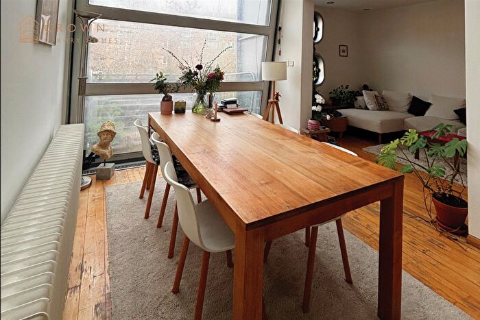 2 Bedroom Terraced House To Rent In Grand Union Walk, Camden, NW1