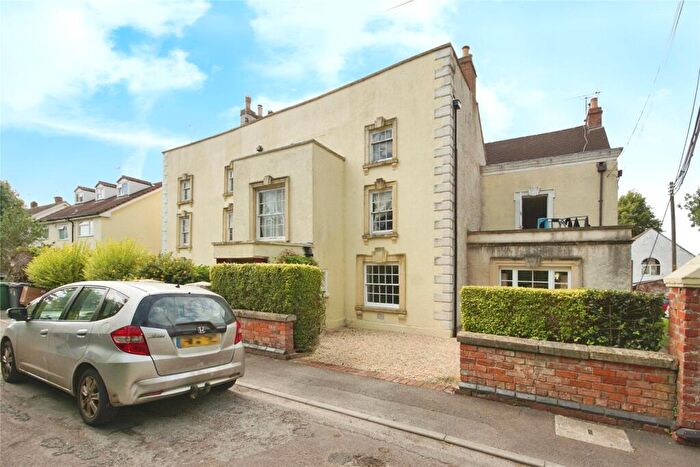 2 Bedroom Flat For Sale In Newport, Berkeley, Gloucestershire, GL13